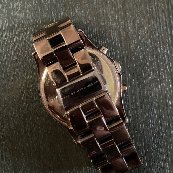 Marc by Marc Jacobs // Rose Gold Watch - Picture 2 of 4